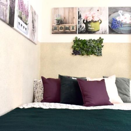 Apartment In プラハ エクステリア 写真